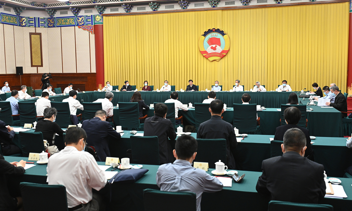 全國(guó)政協(xié)召開(kāi)雙周協(xié)商座談會(huì) 圍繞“加強(qiáng)科學(xué)普及法治建設(shè)”協(xié)商議政 王滬寧主持