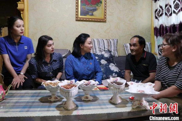 新疆人大代表：各盡其職助民解困