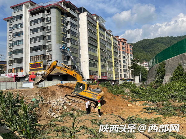 商洛柞水：以聯(lián)絡(luò)站“小窗口” 建成全過程人民民主“大舞臺(tái)”