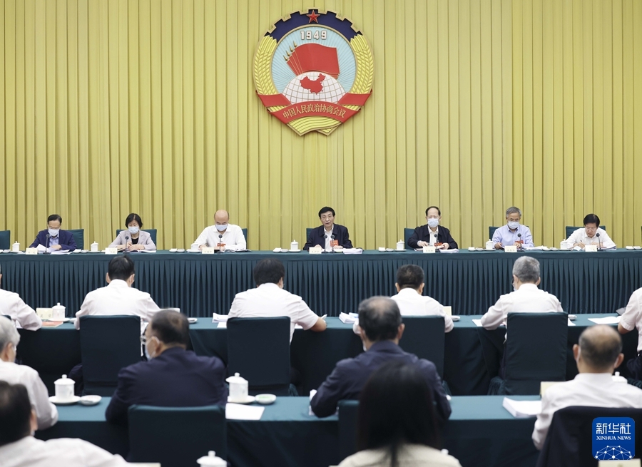 全國(guó)政協(xié)召開(kāi)“統(tǒng)籌城鄉(xiāng)融合發(fā)展，全面推進(jìn)鄉(xiāng)村振興”專(zhuān)題協(xié)商會(huì) 王滬寧出席并講話(huà)