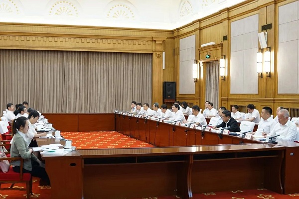 全國人大調(diào)研組到黑龍江省開展專題調(diào)研