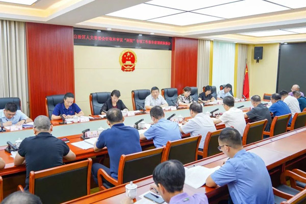 “現(xiàn)場(chǎng)調(diào)研+問(wèn)題清單”，廣西壯族自治區(qū)人大常委會(huì)專題調(diào)研護(hù)航八桂綠水青山