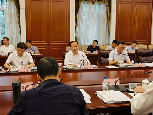  繃緊安全之弦 夯實(shí)生產(chǎn)之基