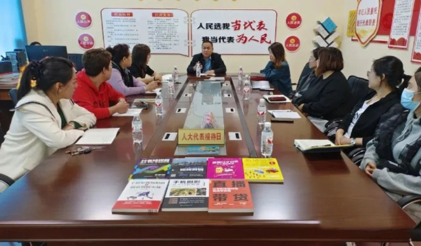  黑龍江漠河：“藍(lán)莓”小鎮(zhèn)繪就人大代表聯(lián)絡(luò)站新畫(huà)卷